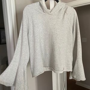 BELL SLEEVED GREY HOODIE!!